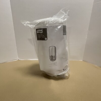 Tork Sensor Foam Soap Dispenser Skincare White, Complete with Key