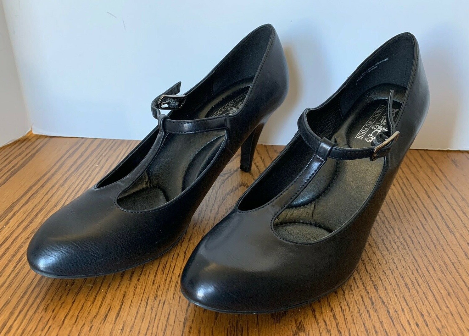 Coach and Four Woman's Black Leather Dress Shoes Size… Gem