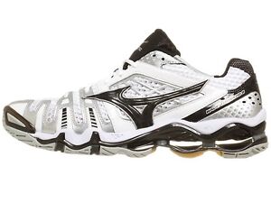 mizuno wave tornado