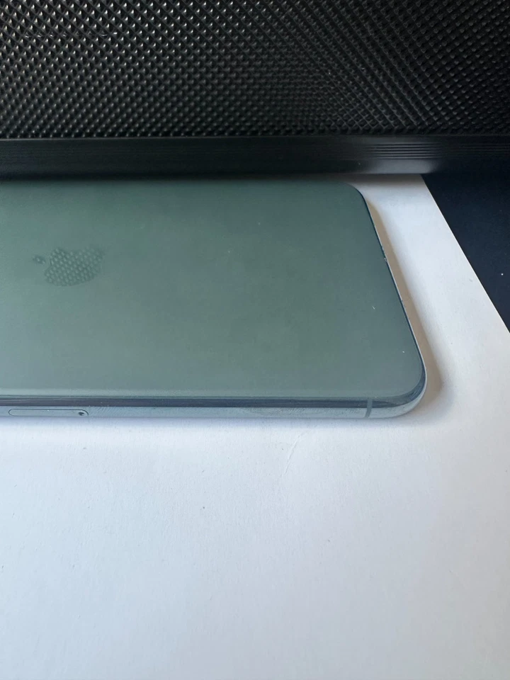 Apple iPhone 11 Pro Max - 256GB - Space Grey (Unlocked) A2218 (CDMA + GSM) - Image 4 of 4