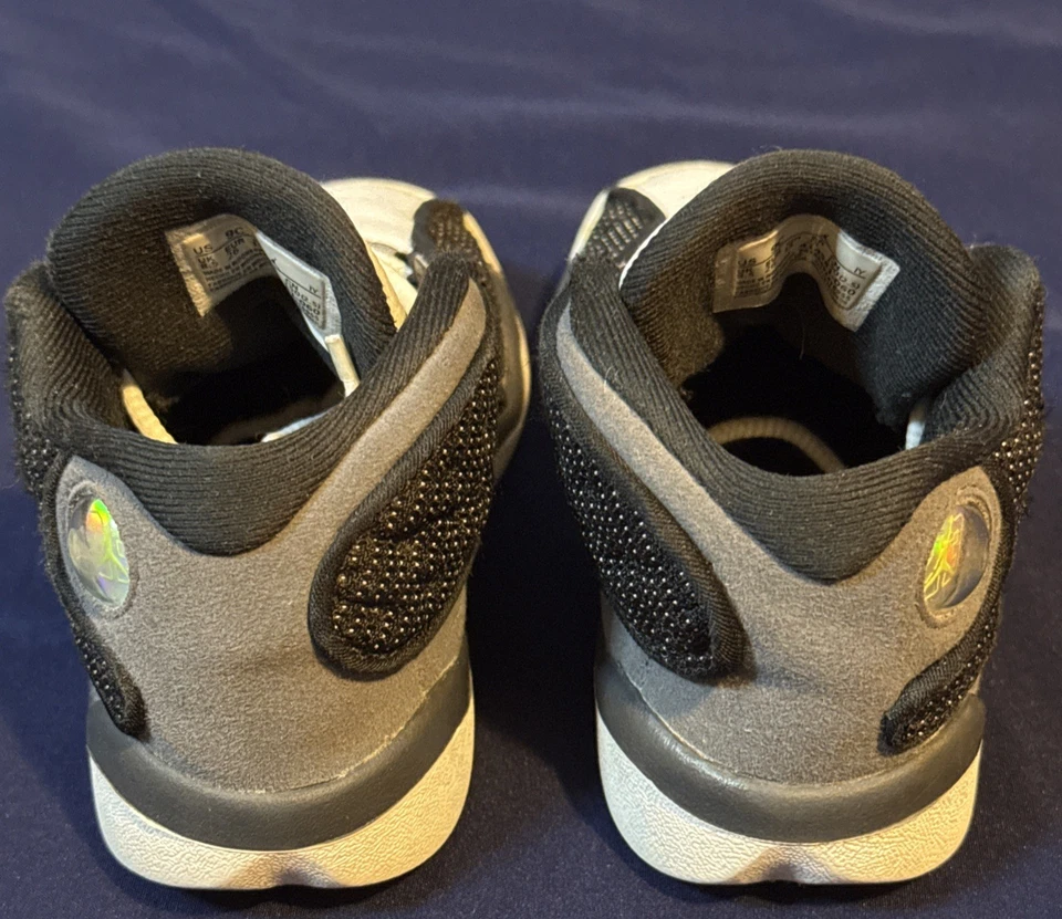 Air Jordan 13s Negro Pedernal Niños Niño 9c 414581-060 Foto 4 de 4