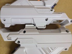 SEGA Dreamcast HKT-7800 2 Gun Controllers + House of the dead 2 Tested #4