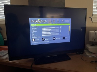 INSIGNIA TV (39 inch,  NS-39D400NA14 ) LED - 1080p - 60Hz - HDTV