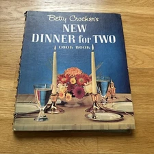 1st Edition 1st Print Betty Crocker's New Dinner for Two Cook Book HC 1964
