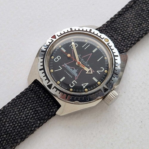 Early Vintage Soviet Watch Wostok Vostok Amphibia. MILITARY. Original USSR. - Picture 2 of 14