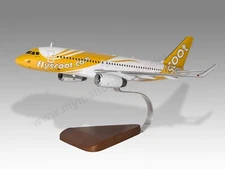Airbus A320 Scoot Airlines Desk Wood Airplane New Model Small Scale 1/130