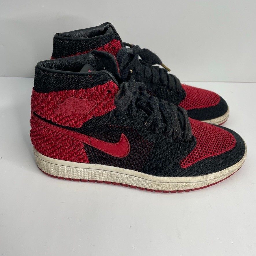 Air Jordan 1 Retro High FlyKnit Bred GS Size 6.5 Shoes  display picture 3