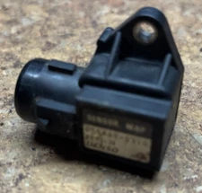 2002 Honda Shadow VTX1800 VTX 1800 Map Sensor Switch Air Pressure Manifold 02 C9