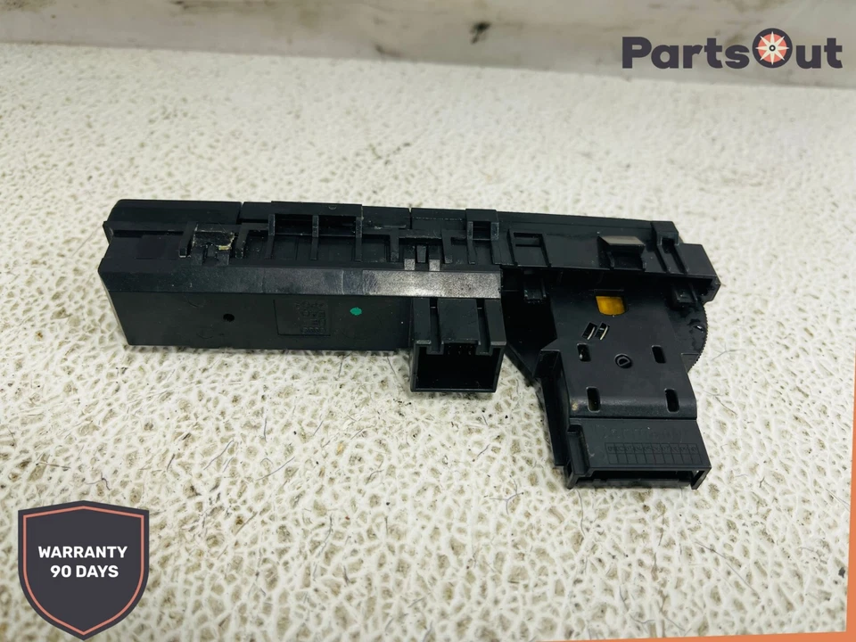 2013-2014 AUDI S8 - Right DASH Multi Switch 4H1959674 OEM - Image 4 of 4