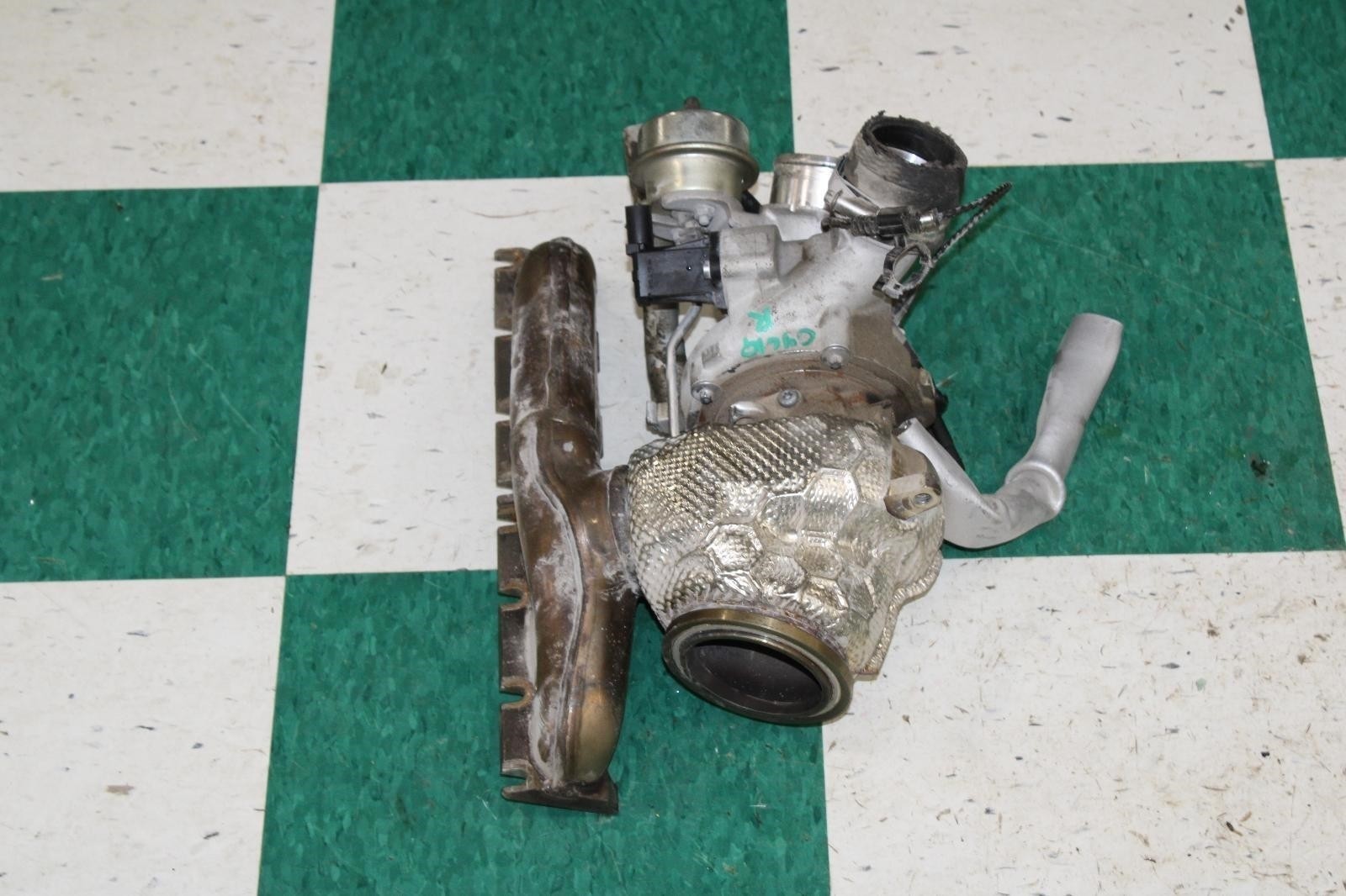 20-23 Continental GT 6.0L Motor Engine Passenger RH TurboCharger Turbo Manifold