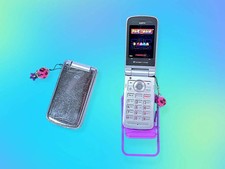 Vintage Y2K LG Keyboard Cell Phone.As is .Works.