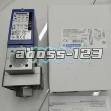 Schneider Telemecanique XMLB004A2S11 0.25-4bar Pressure switch#1pcs New In Box