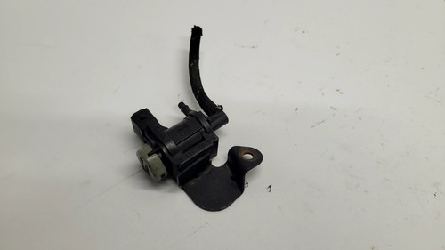 VW Passat 3B - Ventil Magnetventil Unterdruckventil 1J0906283A (18)