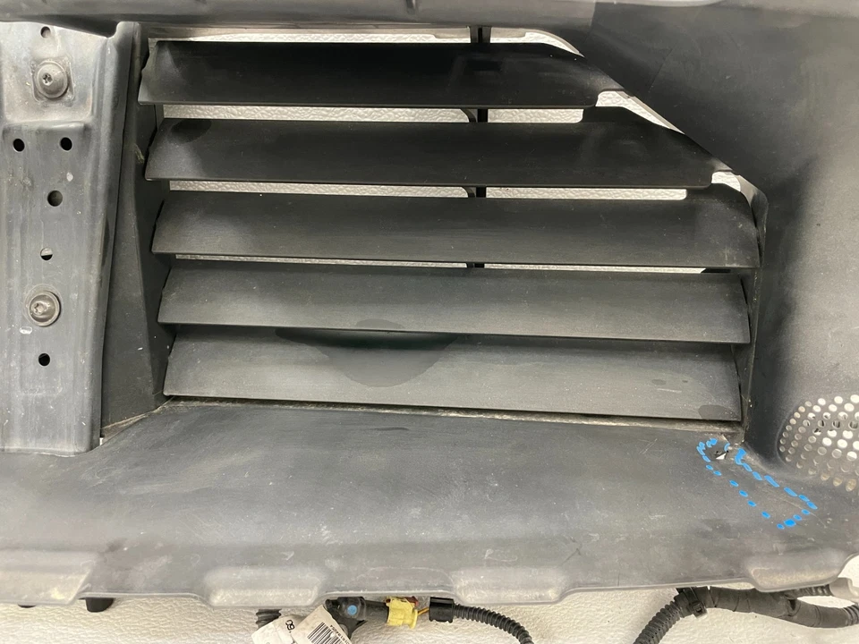 Оригинальная гибридная передняя решетка с воздушным затвором 3,0 л 1582 для Porsche Cayenne 2016 2017 2018 годов выпуска - Изображение 3 из 4