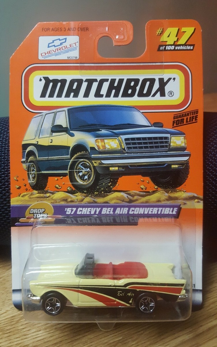 ミニカー MATCHBOX Chevrolet Bel Air Convertible s-l400.jpg