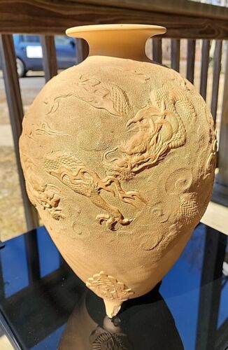Antique Japanese Dragon Vase w/feet Tokoname Pottery 15" - Picture 1 of 15