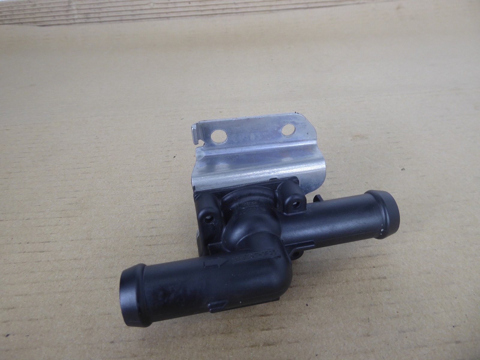 BMW F22 F30 F32 Water Valve Water Hose Shut Off Hose OEM 