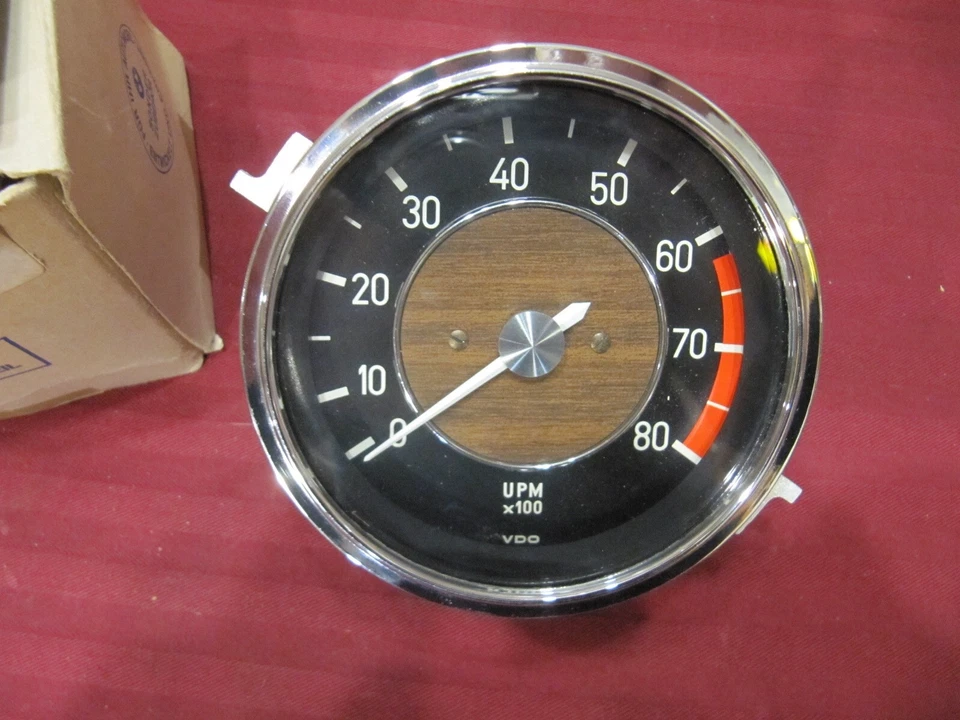 Nuevo de Lote Antiguo BMW 2000C 2000CS VDO Velocímetro 8000 RPM 1965 - 1969 Foto 4 de 4