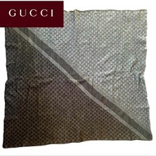Grande stola Gucci marrone dal Giappone