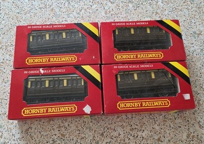 Hornby R.213 - Spurweite OO - 4-Rad-Wagen x 4 - GWR-Lackierung