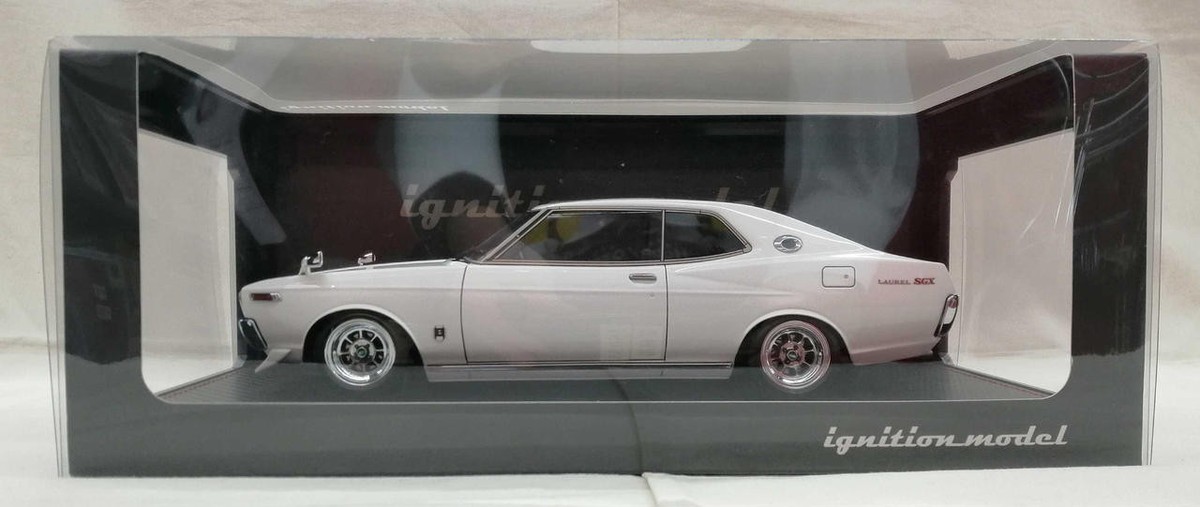 ミニカー ignition model Laurel 2000SGX 1/18 Mini car】 IGNITION MODEL Nissan Laurel 2000SGX 1/18 scale used