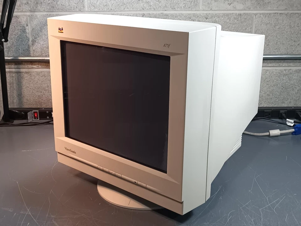 ViewSonic A75F (VCDTS21529) 16" CRT Monitor - Image 3 of 4
