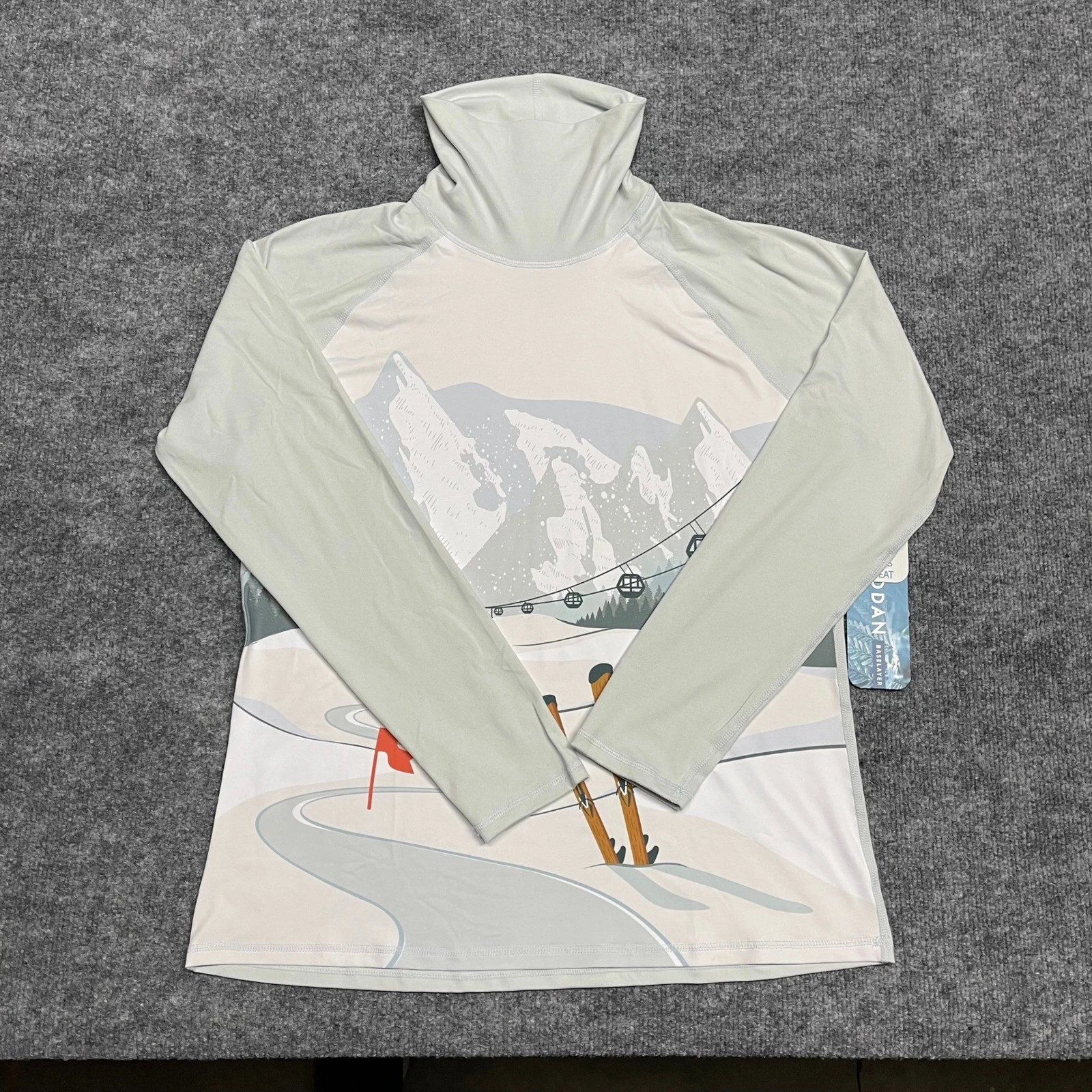 NEW Kyodan Baselayer Womens XL White Jagged Ice Ski Mountain Graphic Turtleneck