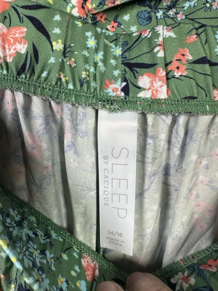 sleep by cacique Pajama Set Green Floral Size 14/16 - Image 4 of 4
