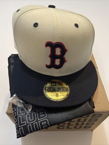 New Era Hat Club Exclusive Chrome 2 Tone Boston Red Sox Sz 8 Bag & Pin Included