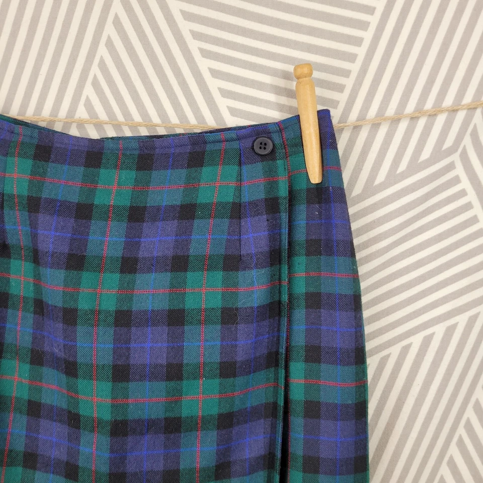 Crazy Horse 尺寸 12 Petite 格纹格子人造裹身裙蓝色绿色 Midi 长 — 第 3/4 张图片