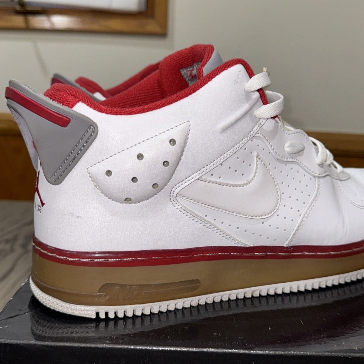 ‘08 Nike Air Jordan Fusion AFJ 6 5/8th 343095-161 Men’s Sz 12 White Varsity Red Jordan Fusion 6 5/8th  main image 2