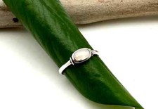 Solid 925 Sterling silver Natural Moonstone Ring Gemstone Jewelry For Her J 8