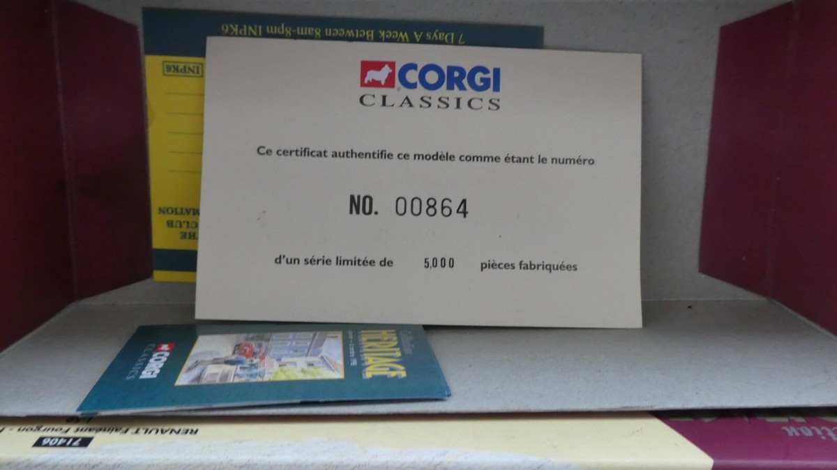Corgi Héritage 71406 RENAULT Fainéant fourgon PSCHITT. .Boîte