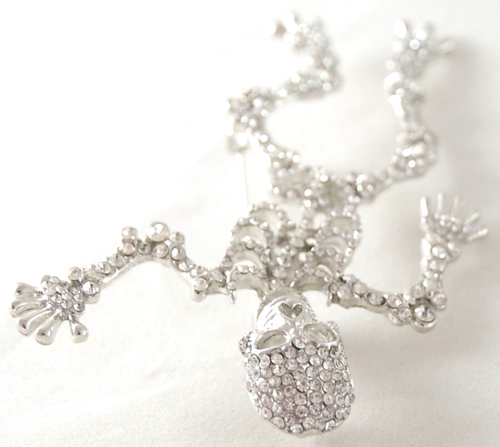 BIG 3.5" CRYSTAL RHINESTONE ENCRUSTED DANCING SKELETON HALLOWEEN BROOCH/ PENDANT - Picture 9 of 14