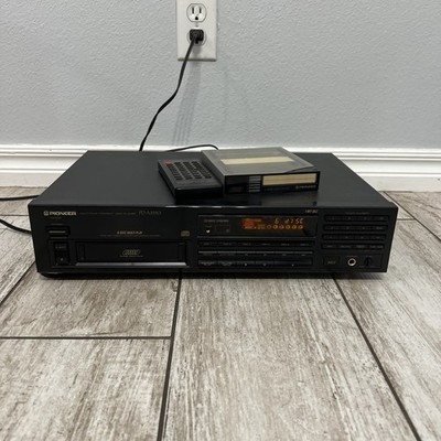 Pioneer PD-M550 Multiplay Compact Disc Player, Powers On Not Read Disc, W/Remote