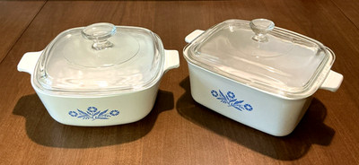 Lot of 2 Vtg CorningWare Blue Cornflower Casserole Dishes P- 1  1/2-B &  P-1-B