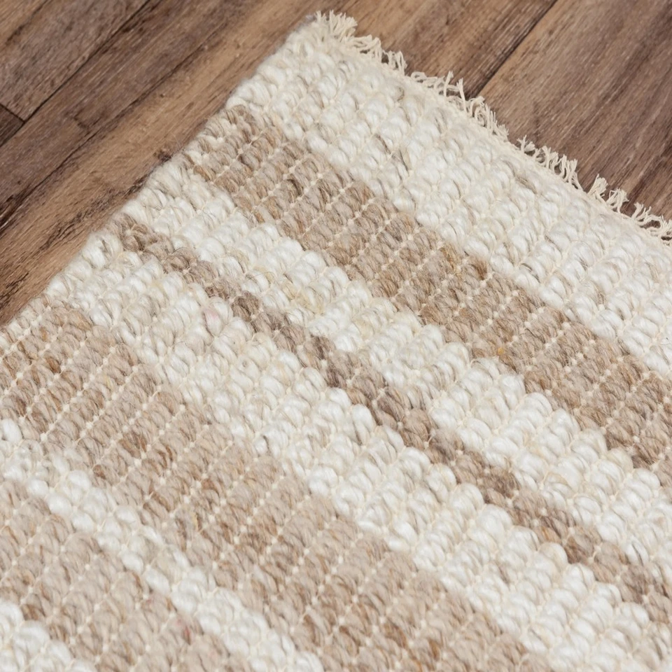 Rizzy Rugs Capri Area Rug CPI106 Polyester Stripe Transitional Ivory Rectangle - Image 2 of 4