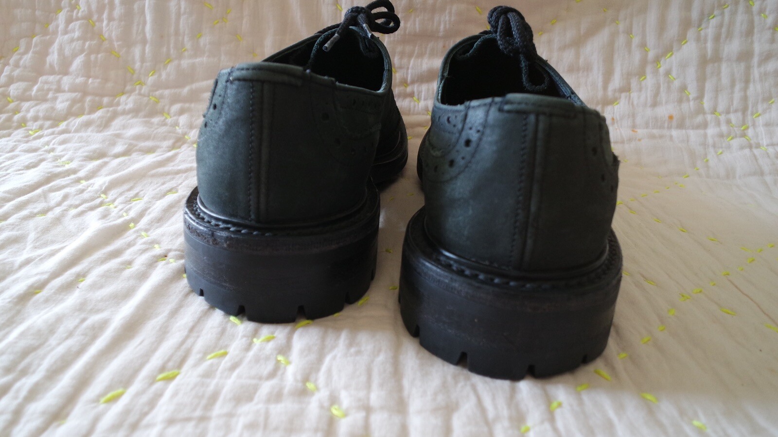 Trickers Bourton - image 5