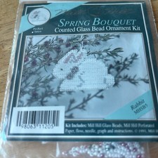 Mill Hill Spring Bouquet Królik MHSB5 Policzona szklana szpilka koralikowa 1991 ZESTAW