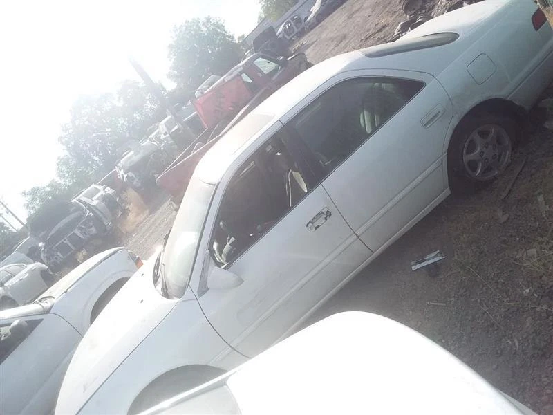 Used Fuel Injection Throttle Body fits: 1997 Toyota Camry 4 cylinder California Foto 4 de 4