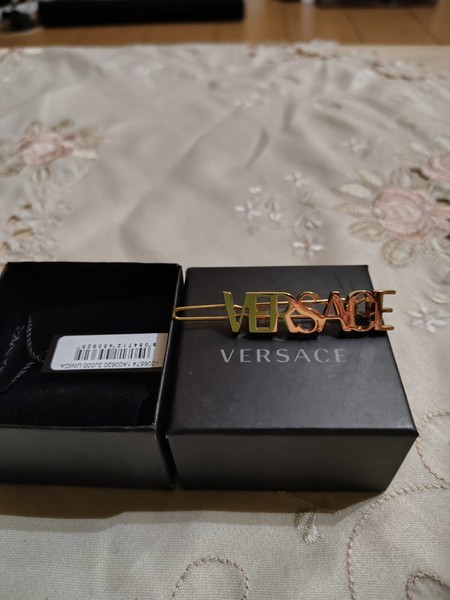 Broche Autentico Versace