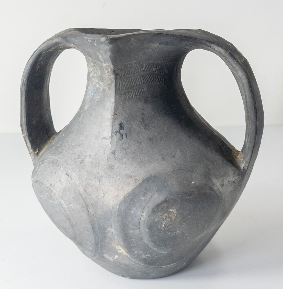 Reproduction Bronze Wine Jar - Han Dynasty Style Reproduction Bronze Wine Jar - Han Dynasty Style