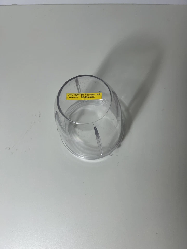 Taza pequeña Nutribullet Magic Bullet con tapa para batidora NB-101 - OEM Foto 3 de 4