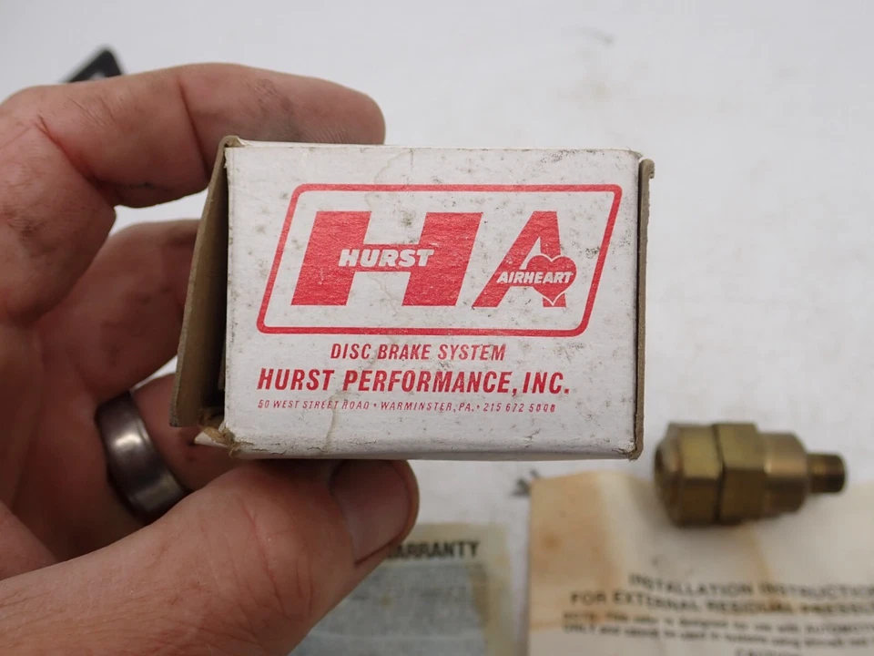 NOS Hurst Airheart 3208655 Disc Brake Residual Pressure Valve Hot Rod New in Box - Image 4 of 4