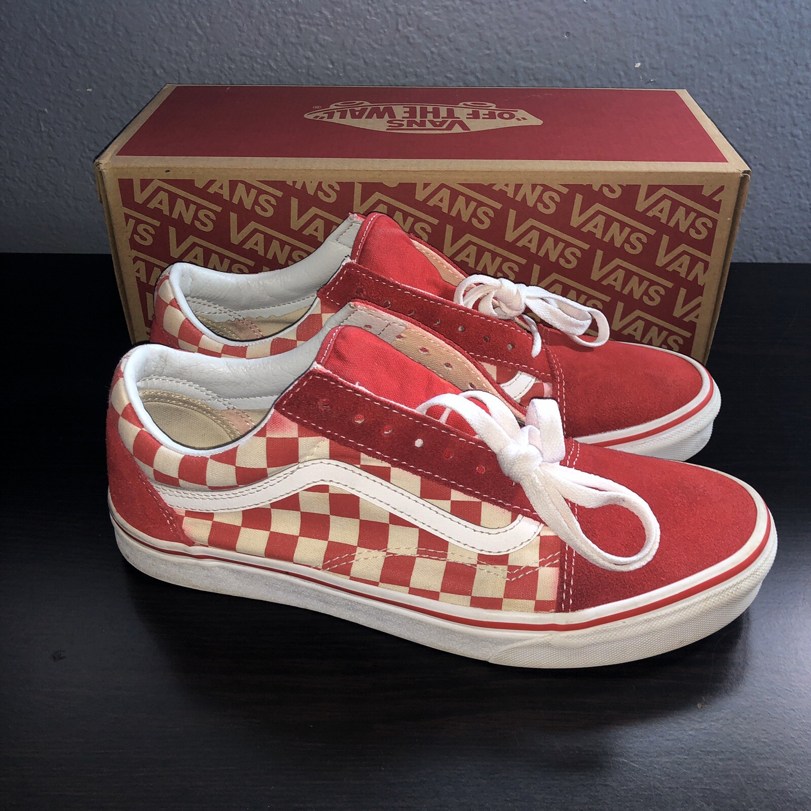 van off the wall shoes