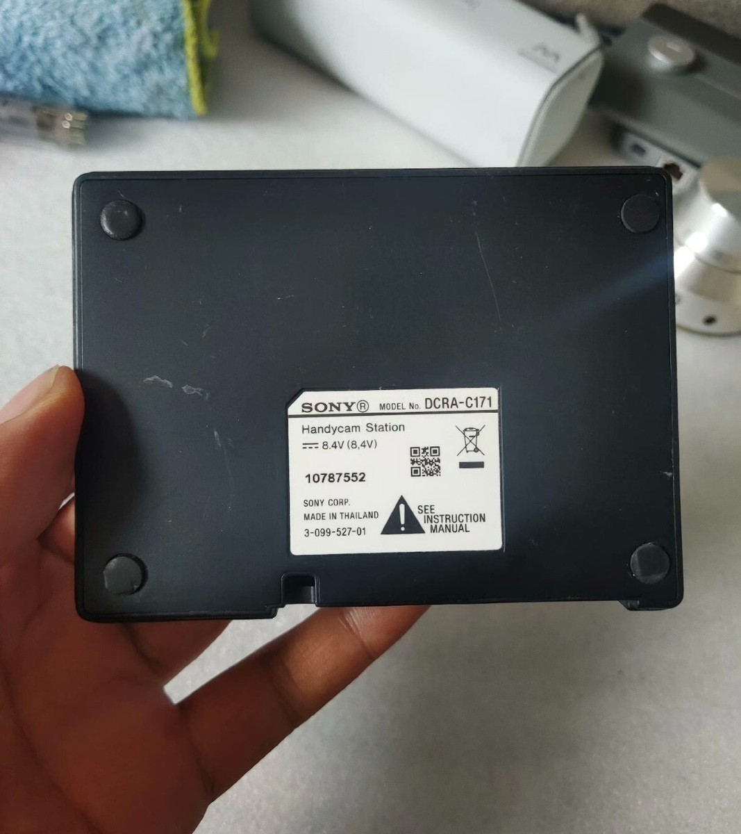 Genuine Sony DCR-SR62 DCR-SR300 Handycam Camcorder Station Genuine Sony DCR-SR62 DCR-SR300 Handycam Camcorder Station
