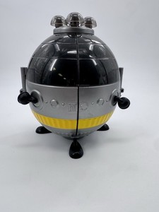 ET The Extra Terrestrial Stunt Spaceship 1982
