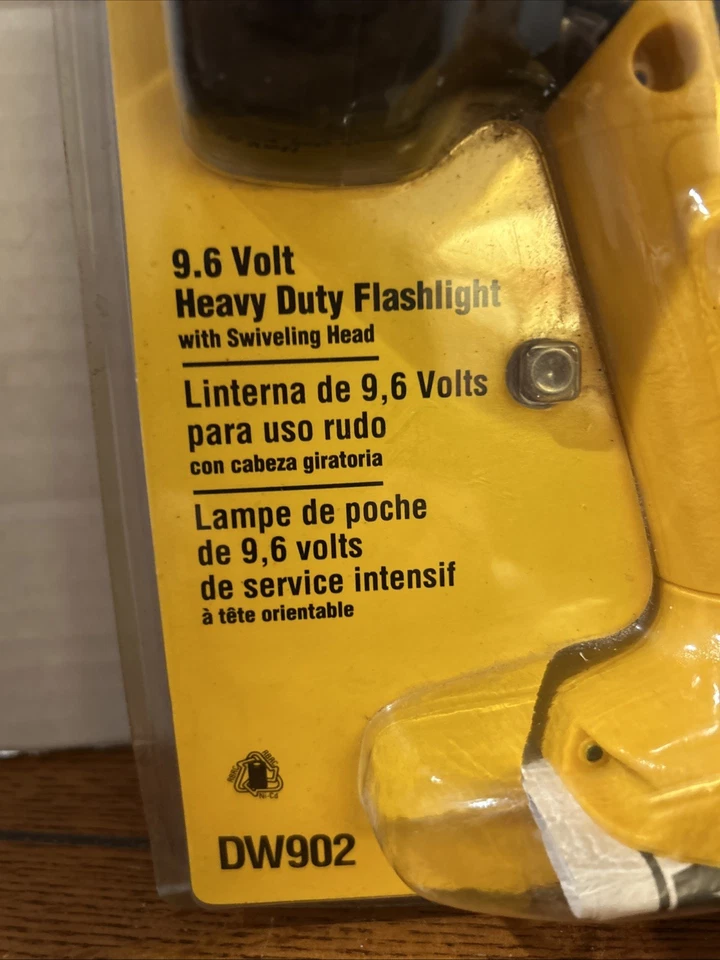 NEW DeWalt DW902 9.6 v Max LED Worklight New In Package - Image 2 of 4
