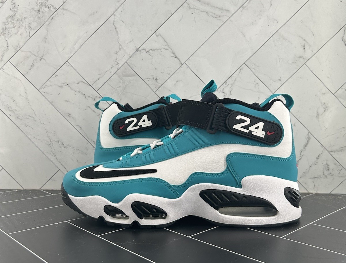 Air Griffey Max Emerald Nike Air Griffey Max “Sweetest Swing”