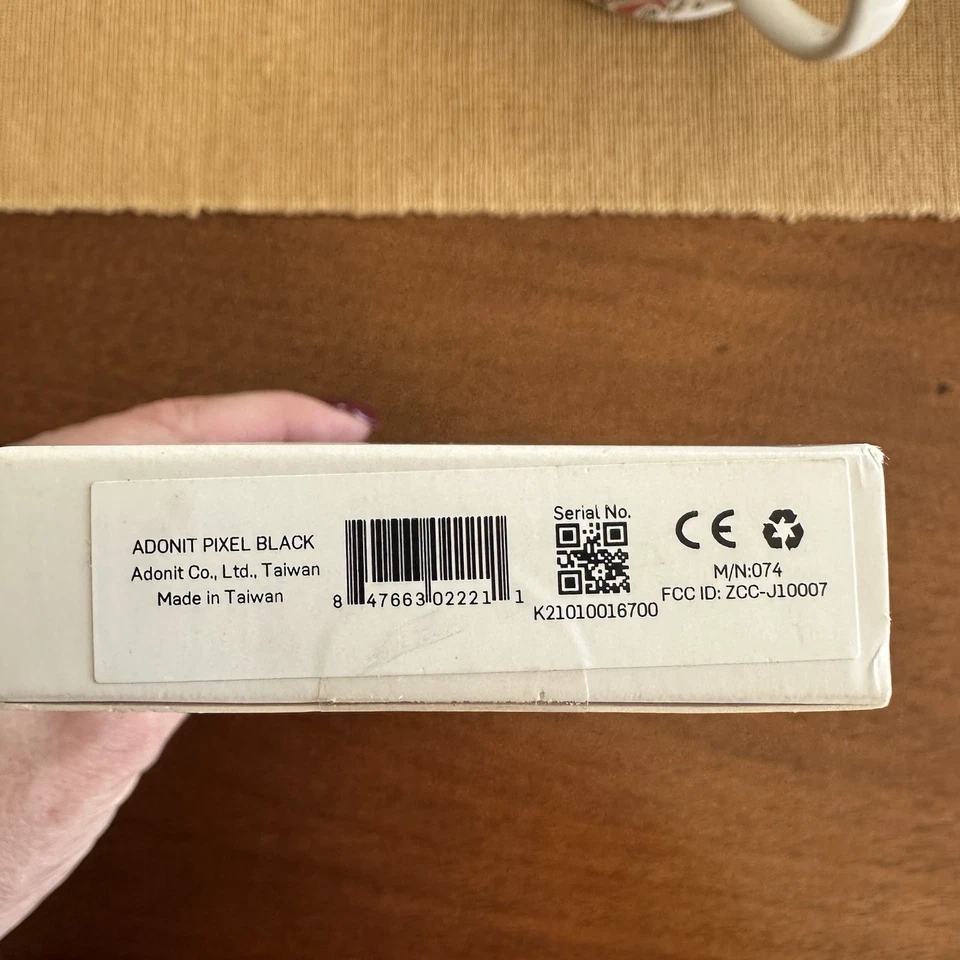 Adonit Pixel Pressure Sensitive Stylus - Black Bluetooth TouchPen - Image 3 of 4